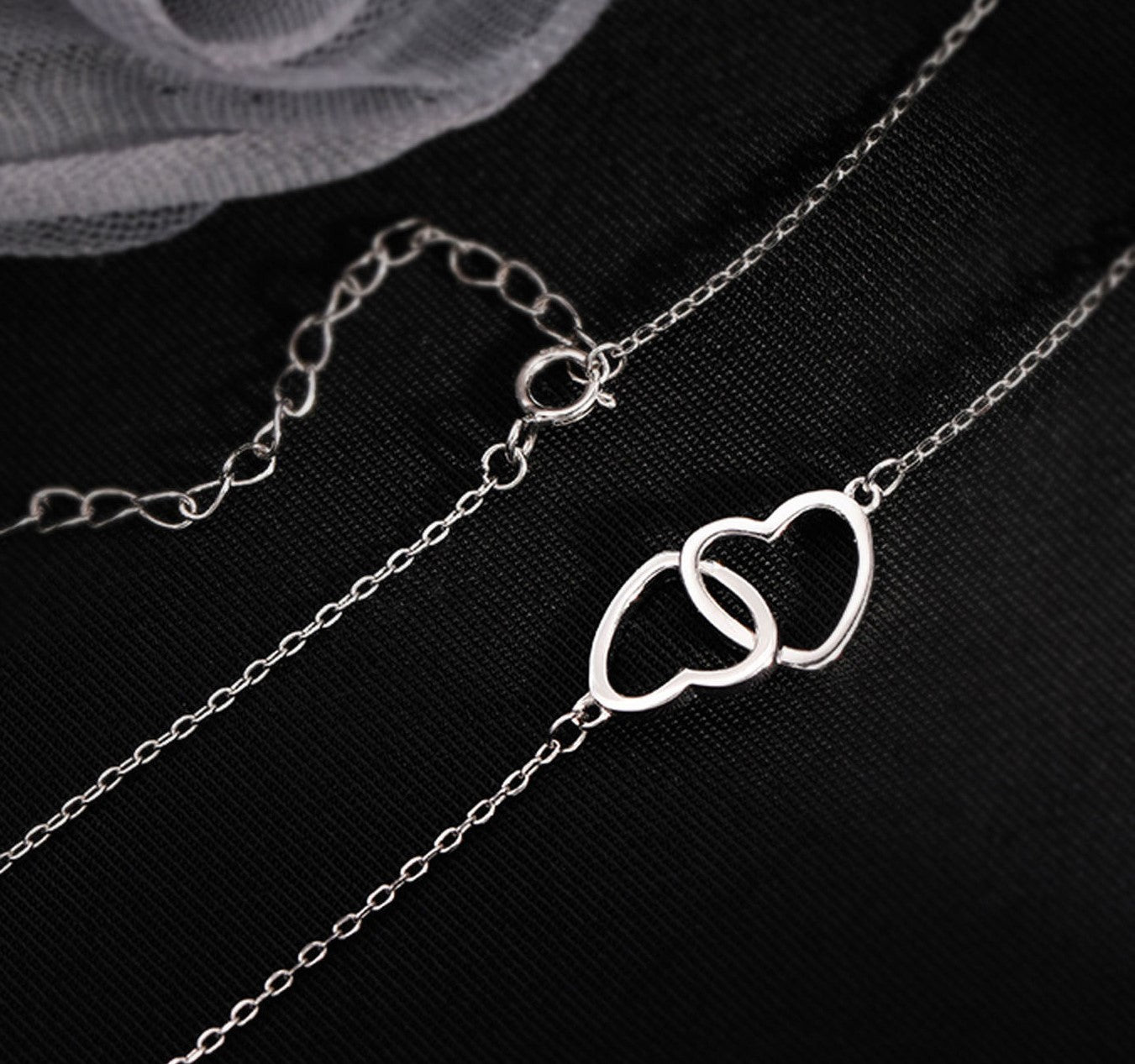Love Word Necklace for Women Full Diamonds Dainty Necklace Rose Gold Plated Love Pendant Necklace with White CZ Elegant Women Jewelry Gift for Anniversaries & Valentine Day