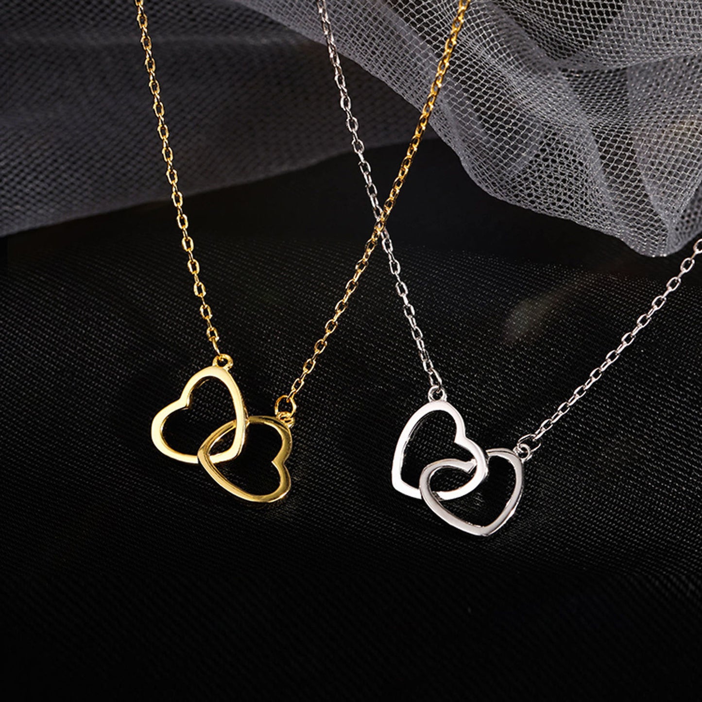 Love Word Necklace for Women Full Diamonds Dainty Necklace Rose Gold Plated Love Pendant Necklace with White CZ Elegant Women Jewelry Gift for Anniversaries & Valentine Day